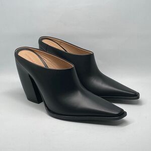 Bottega Veneta Black Tex Heels size 37.5